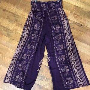 Elephant printed pant with side flap